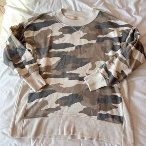 Aerie Camo Crewneck Sweatshirt Size XS